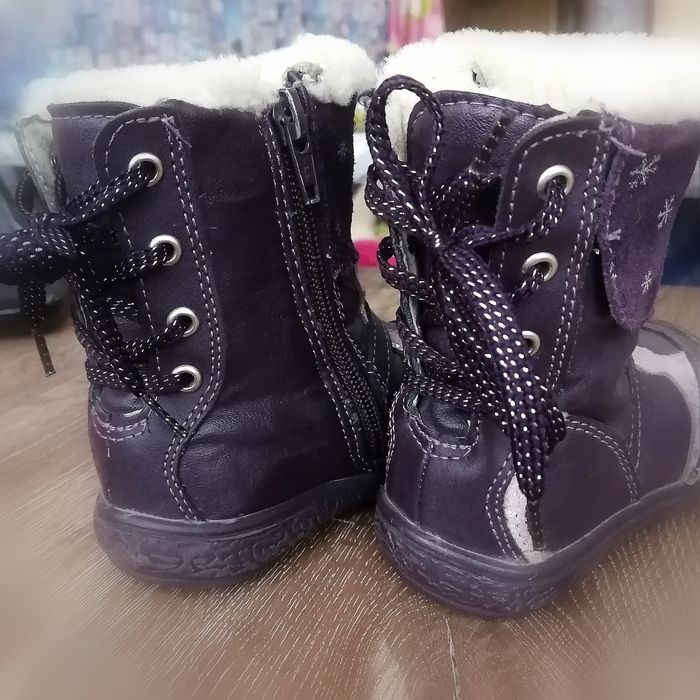 Продам сапожки зимние