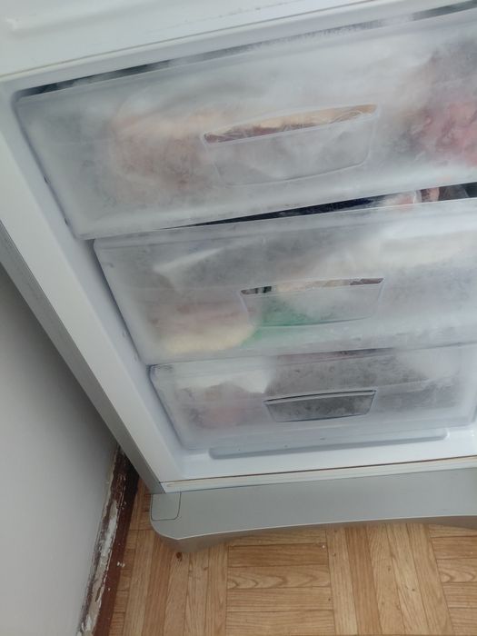 Продам холодильник б/у
