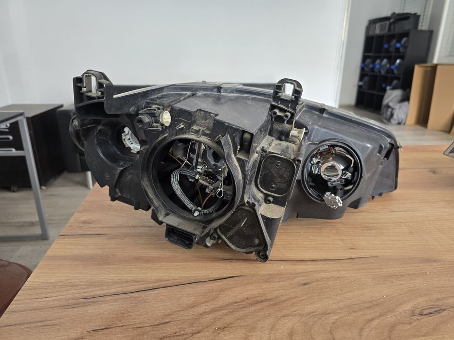 Faruri / stopuri BMW E70