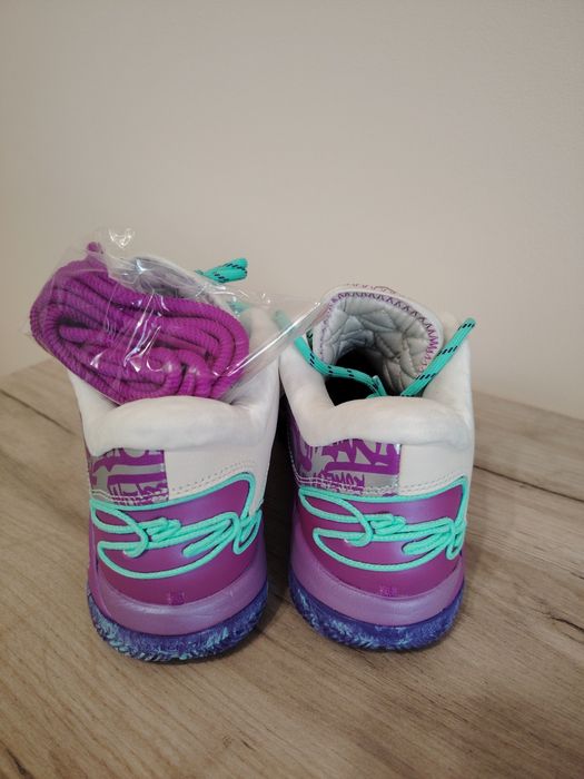 Nike LeBron diferite modele Nr 40 și 41