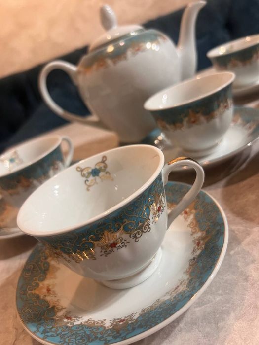 Чайный сервиз на 6 персон