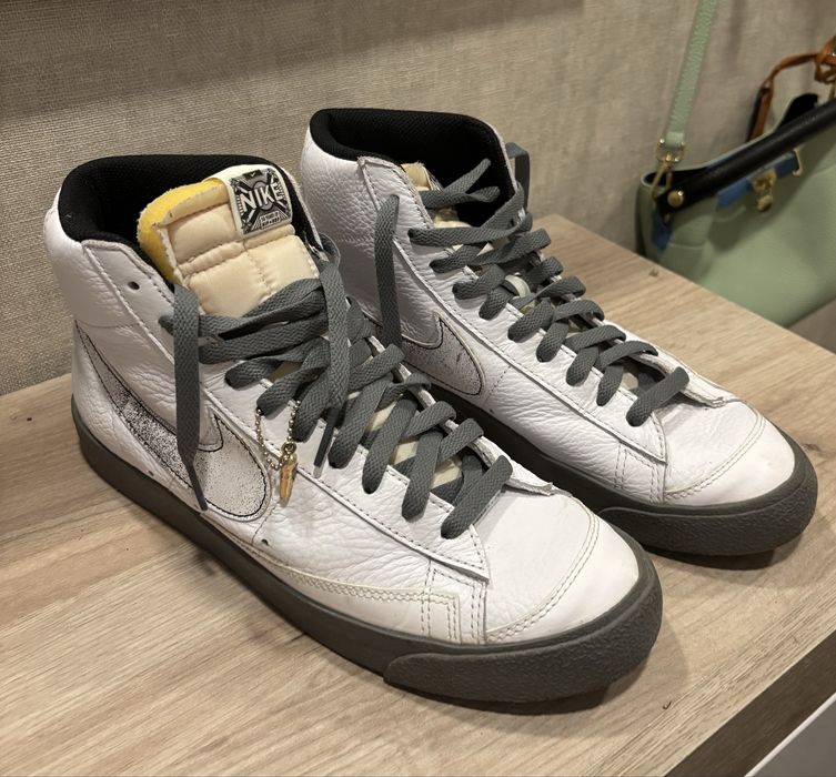 Nike Blazer Mid 77