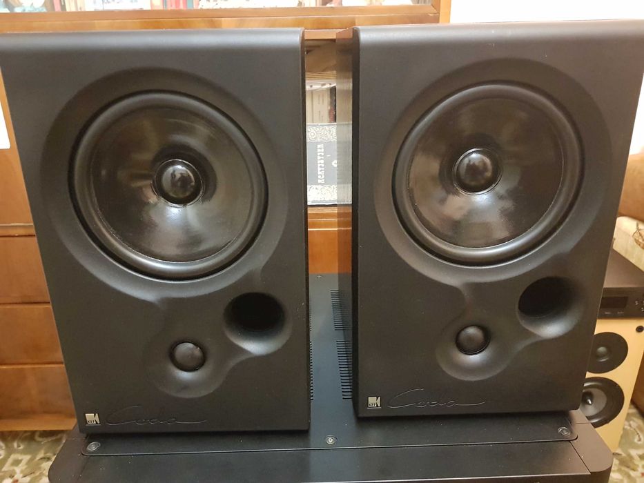 Boxe KEF Q15 + CODA 7 + CODA 8