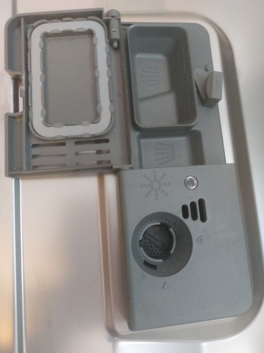 Masina de spalat vase Nei