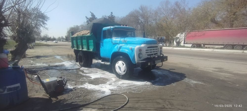 Zil Holati yaxshi yurib turgan mashina har kuni zakazga chiqadii