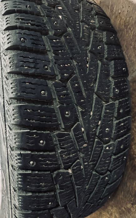 Продам шины зимние