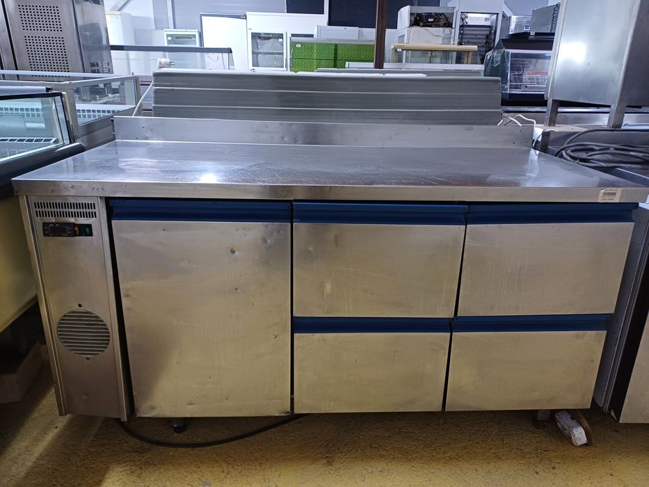 Стол холодильник,  стол холодильник с рабочей поверхностью