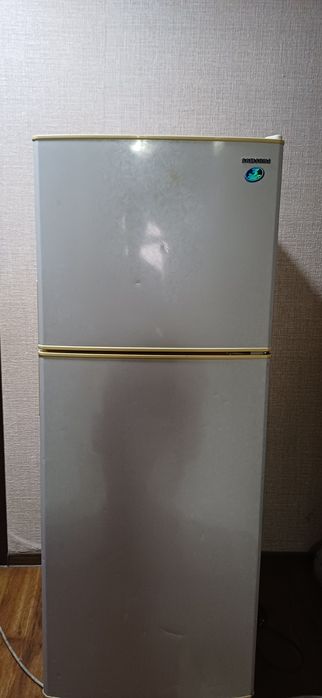 Samsung muzlatgich, ranggi oq mramor. alo holda