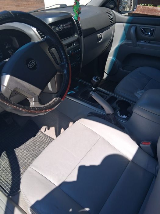 Vând  KIA  Sorento    2007