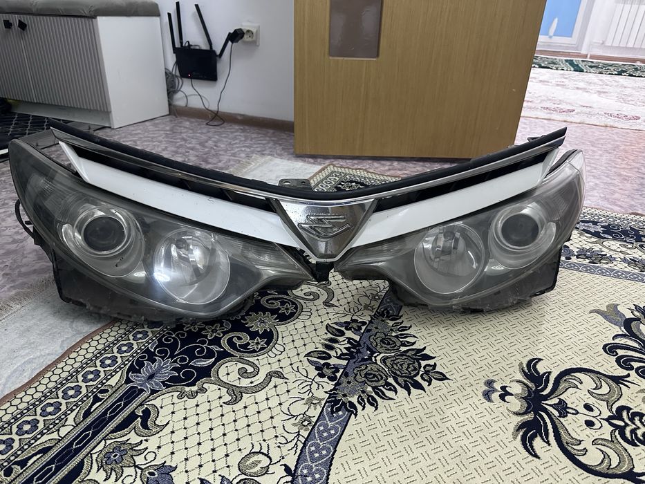 Фары для Эстима. Билед Osram