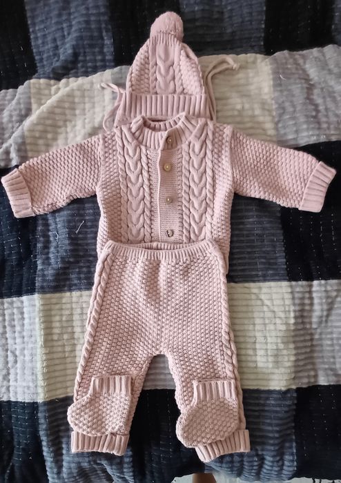 Продам костюм вязаный