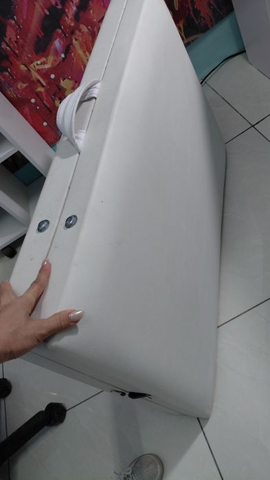 Продаю кушетку для бьюти