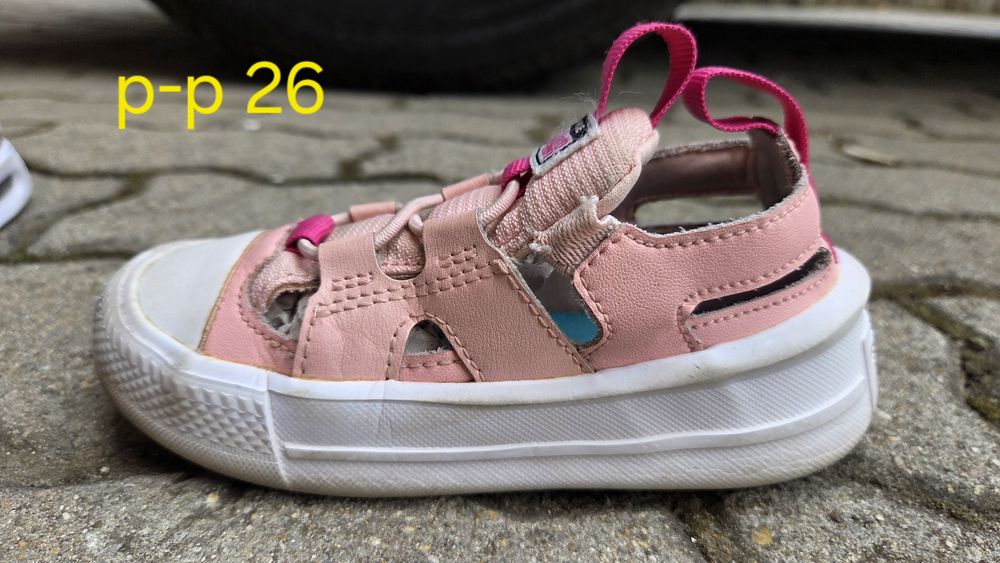 Маратонки - Nike, Adidas, Converse. Размери от 25 до 28