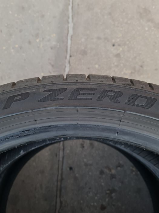Летни гуми 2 броя PIRELLI Pzero 245 35 R20 дот 2122