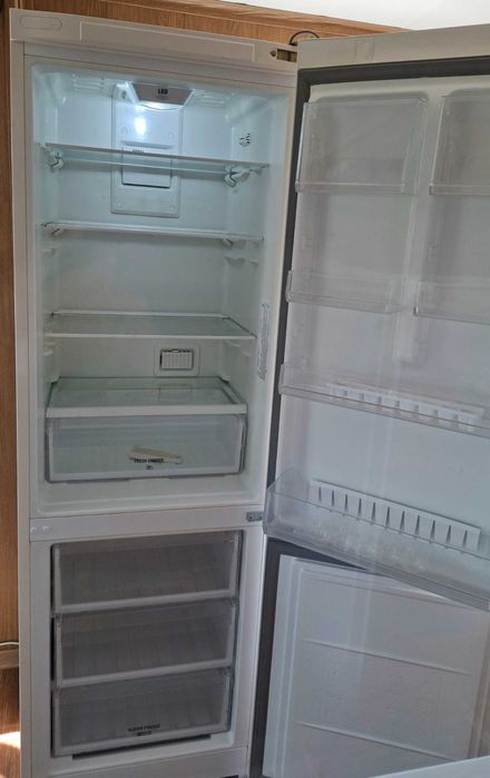 Продам холодильник