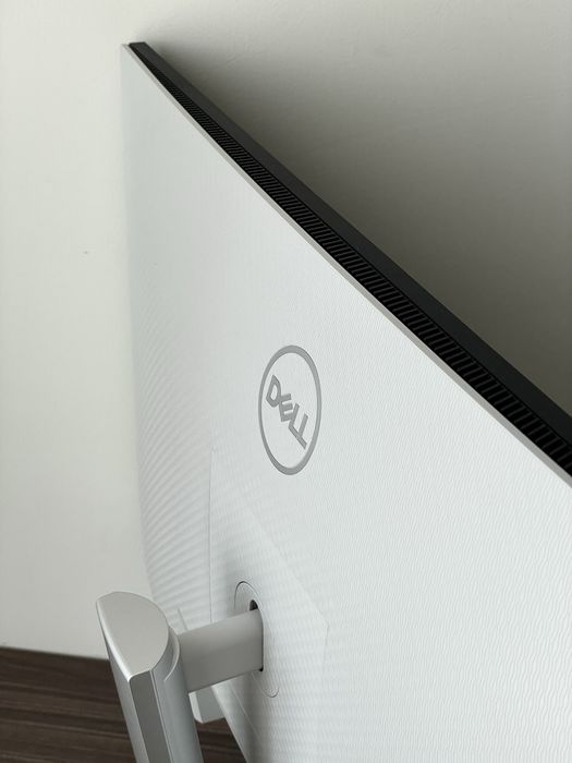 Монитор Dell 27 дюймов