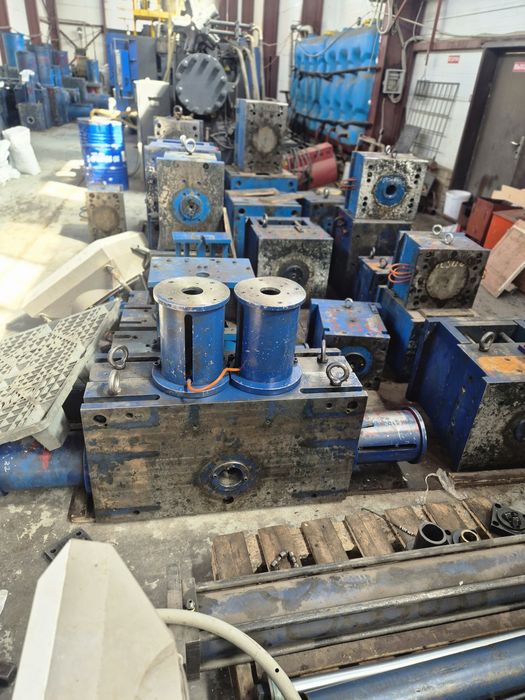 Термопластавтомат TEDERIC TRX 650J