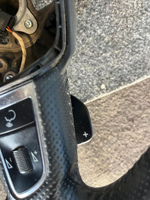 Оригинален волан за Ауди Audi 8P0419091 A3 Q5 F1 пера ном 107