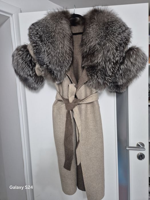Vând palton alpaca elegant blana naturala
