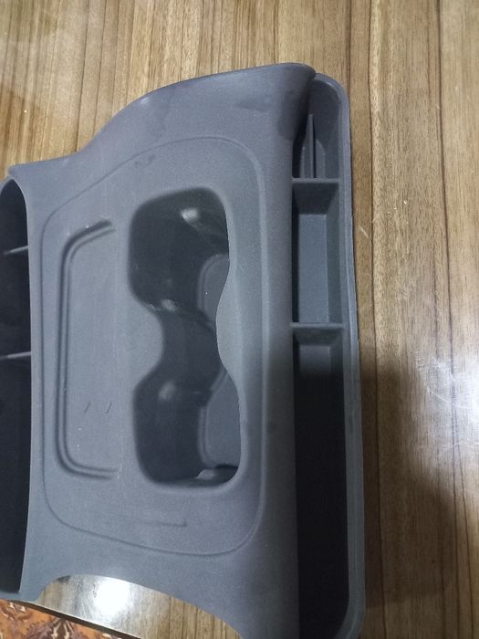 Продаю бар кармашка для Leapmotor c16
