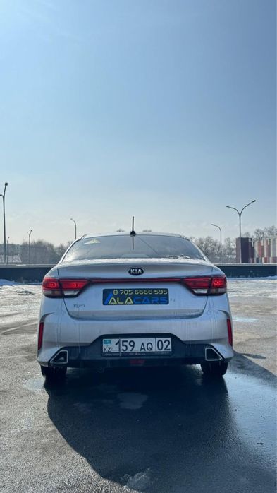 Авто в аренду под такси