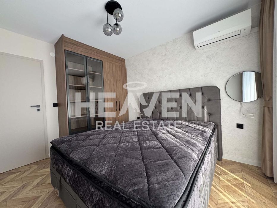 Продава се Тристаен апартамент в Пловдив, Остромила - 105 кв.м за 1696 €/кв.м - Снимка #5