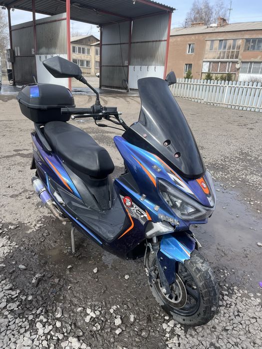 Скутер макси 150куб