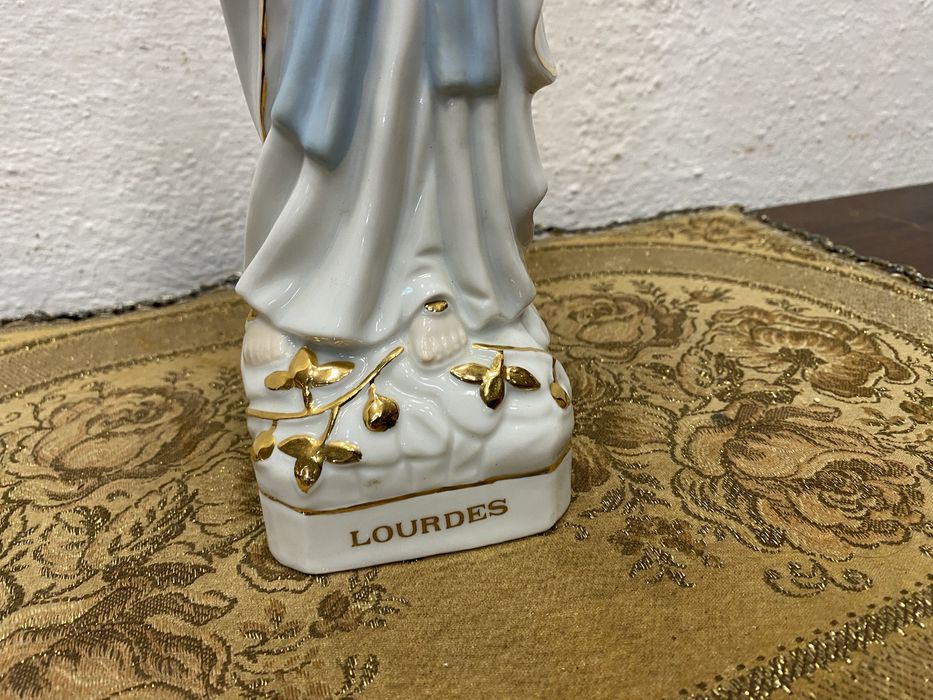 Френска порцеланова фигура дева мария