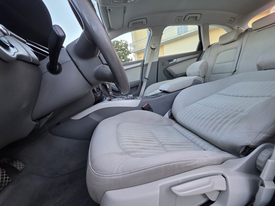 Audi A4 2.0tdi 143cp automatik 8+1 Navi/Led/Xenon/Klimatronic/Pilot/Senzori/Start&Stop