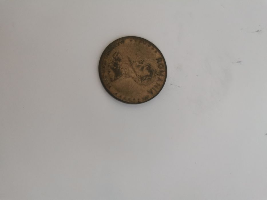 Vând monede de colecție