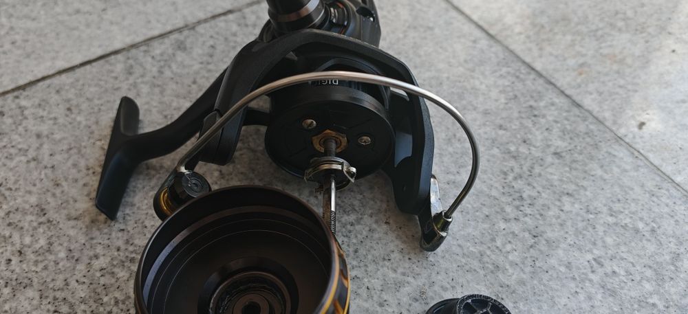Daiwa BG 5000 макара за сом