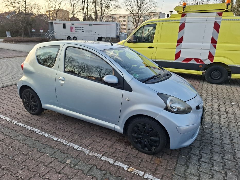 Toyota Aygo 1.0 i  климатик