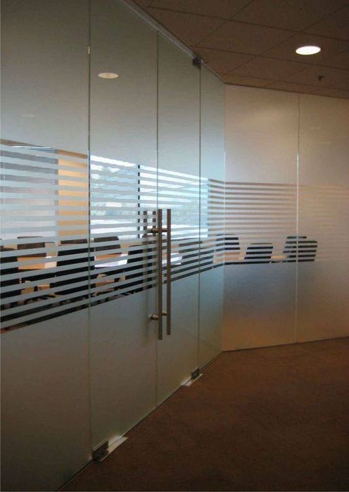 Каленное стекло 10 мм калит ойга стеклянные перегородки