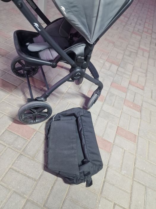 Детская коляска 3в1