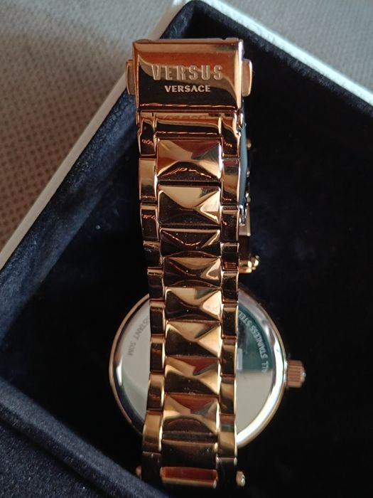 Versace дамски часовник