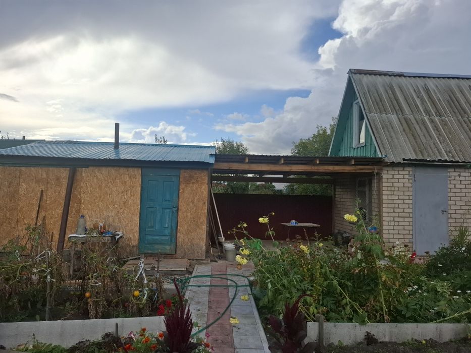 Дача в обществе Бригантина