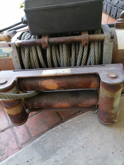 Troliu IRON MAN 12000lbs /6 tone Nefolosit
