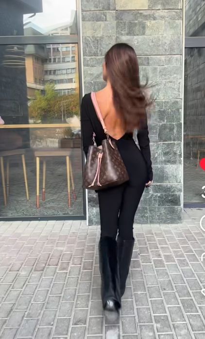 Нов,гащеризон Lei by Lu