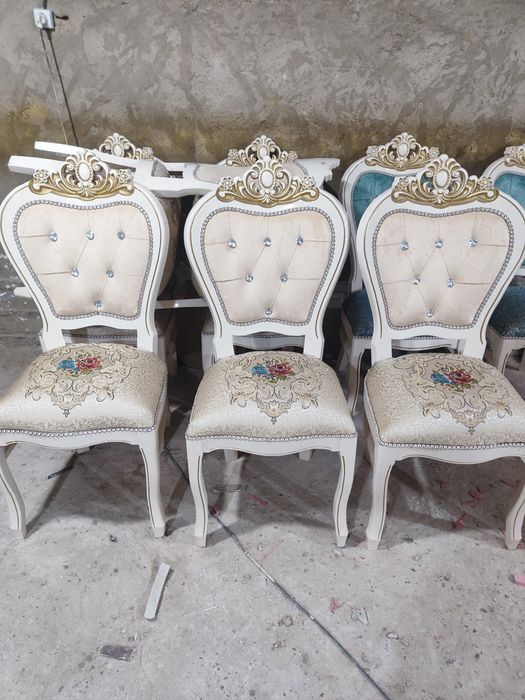 Стол стулья. Новый  цех.