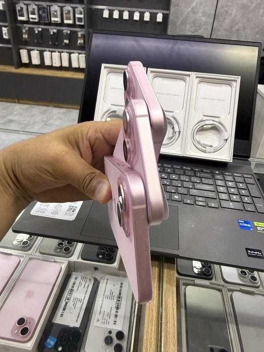 iPhone 15 128 gb pink