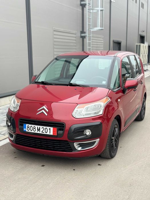 Citroen C3 Picasso 1.4i 140 000км