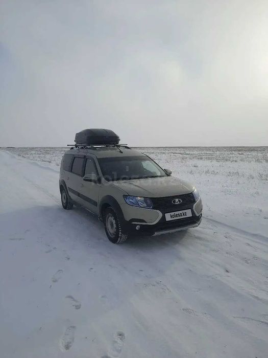 Продам автомобиль Ладу Ларгус 2021 г.в.