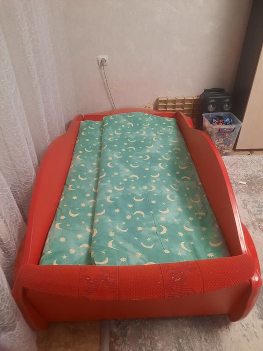 Кровать машинка для детей