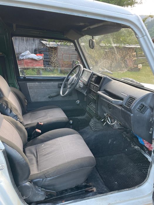 Suzuki samurai sj 410