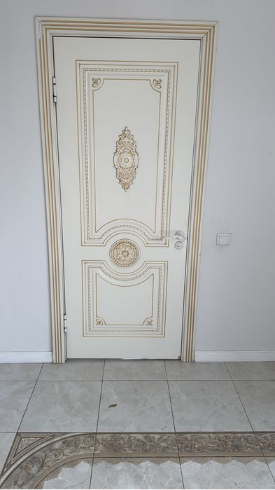 Продам межкомнатные двери