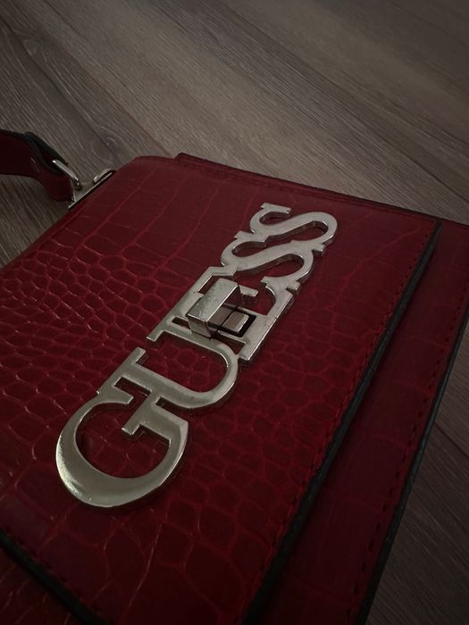 Червен Чанта Guess
