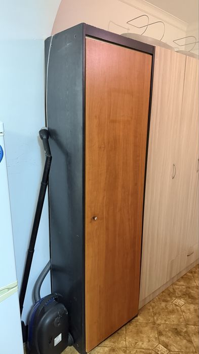 Отдам бесплатно Шкаф