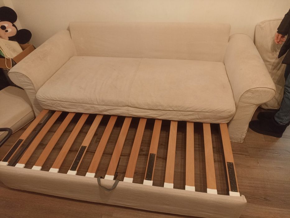 Canapea extensibilă