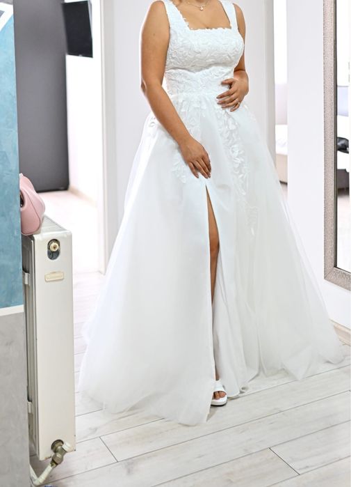 Vand rochie mireasa scurta