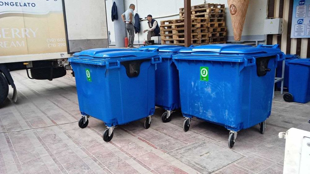 Мусорный бак 1100 Металичски - Оценковный  Пластик